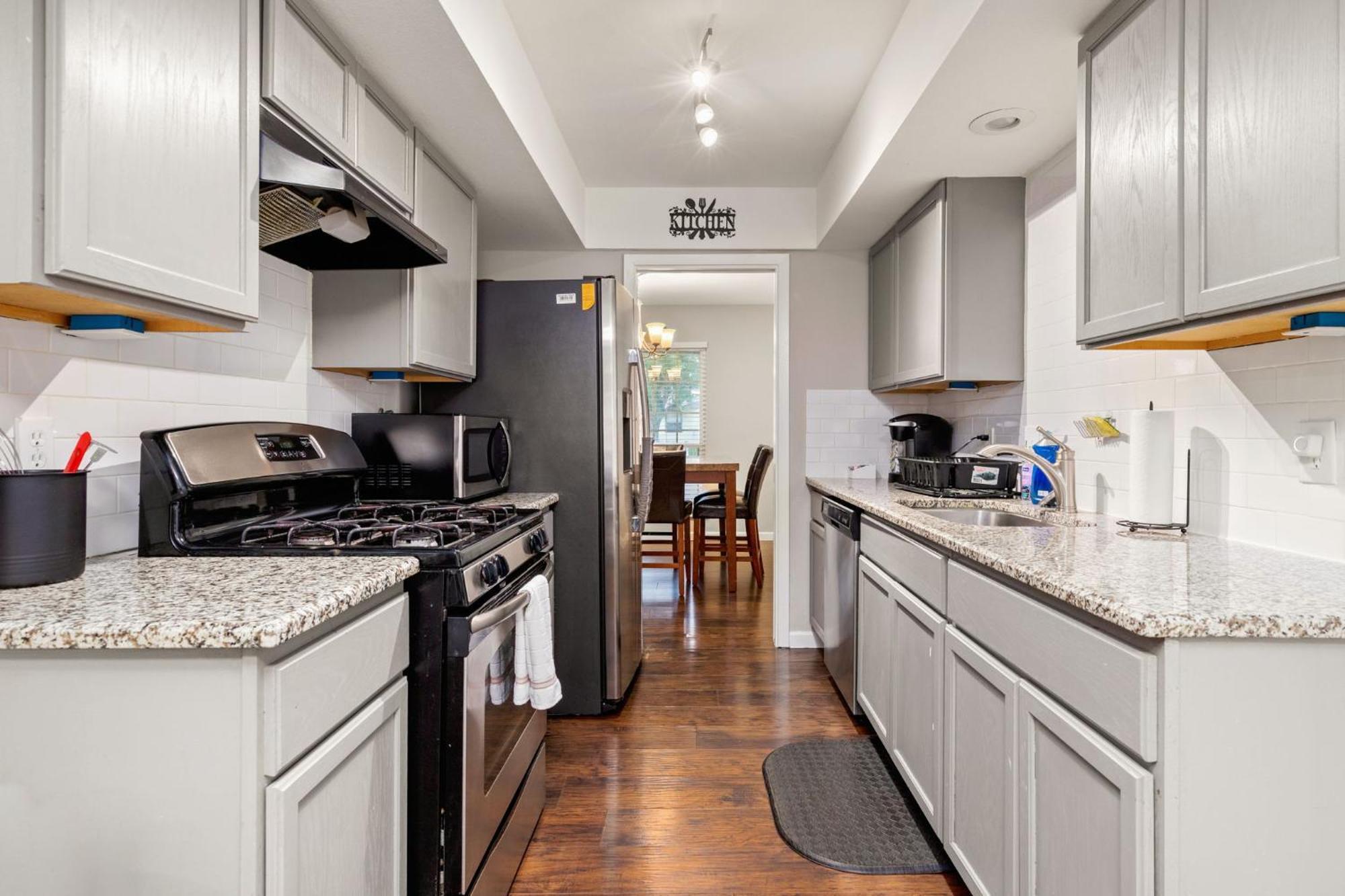 Spacious 4 Bedroom With Pool-Minutes To Seaworld And Lackland Afb San Antonio Exterior photo
